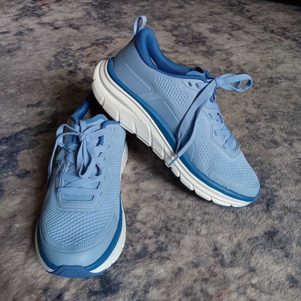 Vionic Light Blue and White Women's Sneakers